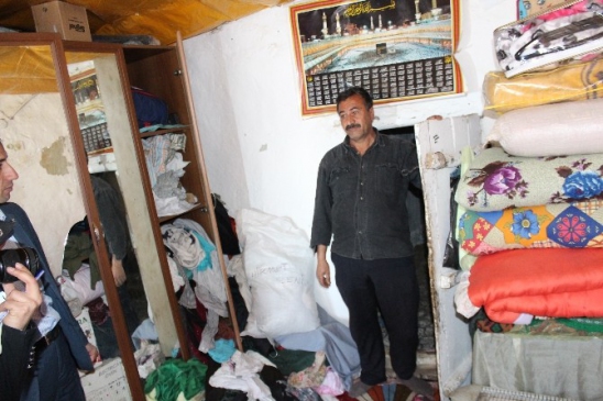 6 Nüfuslu Aile Evlerinin Yıkılma Tehlikesiyle Karşı Karşıya