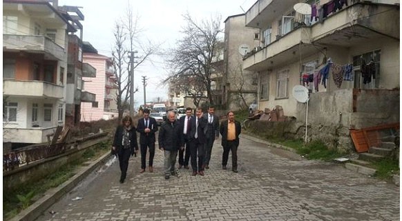 Akçakoca'da TOKİ Yetkilileri Kentsel Dönüşüm Alanında İncelemelerde Bulundu