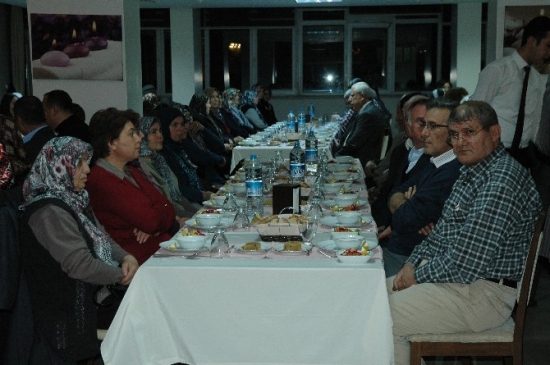 Emniyet'ten Emekli Personele Moral Gecesi