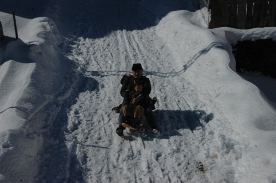 66 Yaşından Sonra Çocukluğunu Yeniden Yaşıyor