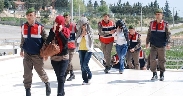 Masaj Salonlarına Fuhuş Operasyonu