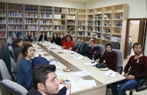 Kadınların Sorunları Ve Çözüm Önerileri Tartışıldı