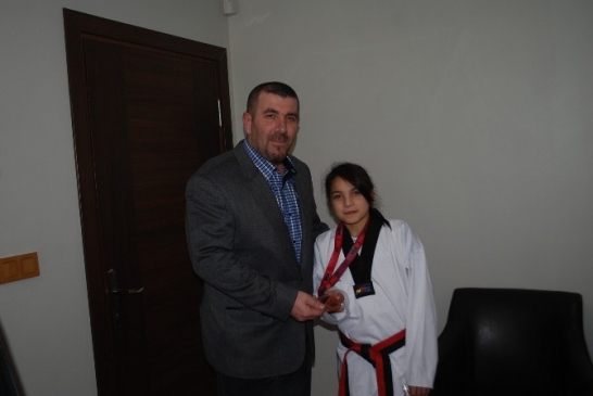 Çerkezköylü İş Adamı Dünya 3'üncüsü Tekvandocuyu Ödüllendirdi