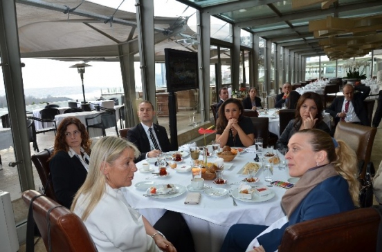 Türsab Genel Başkanı'ndan Kuşadası'na Yatırım Çağrısı