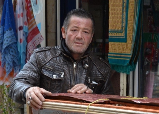 Eski Bebek Arabasını Ekmek Teknesi Yaptı