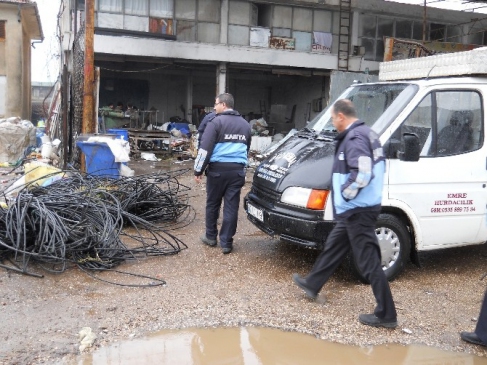 Kumluca'da Sanayi Sitesi'ndeki Hurdacılara Kapatma Kararı Çıktı