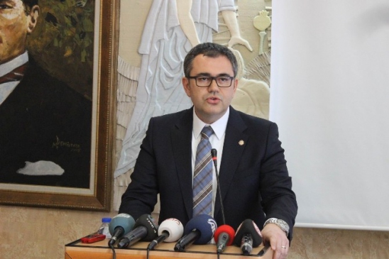 Türk Eczacılar Birliği 2. Başkanı Arman Üney