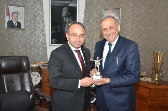 Başkan Badem'den İzmir'e Davet