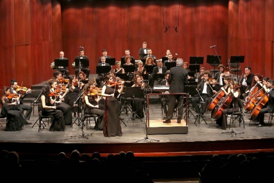 Sesim Bezdüz Ve Senfoni Orkestrası'ndan Müzik Ziyafeti