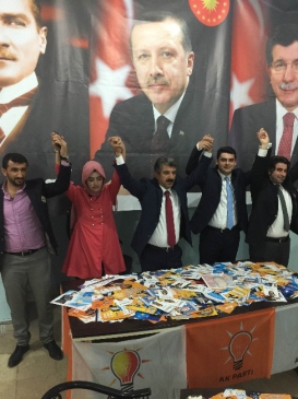 AK Parti Diyarbakır Milletvekili Aday Adayı Akçadağ Teşkilatları Gezdi