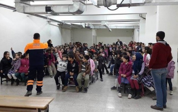 Van'da ''28 Şubat Sivil Savunma Günü'' Ve ''1-7 Mart Deprem Haftası” Etkinlikleri