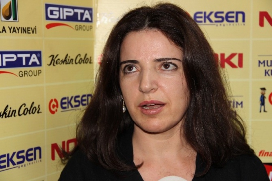 Şair-Yazar Bejan Matur “Tarihi Bir Gün Yaşıyoruz”