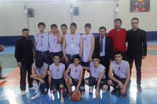 Kilis Belediyespor Basketbolda Şampiyon Oldu