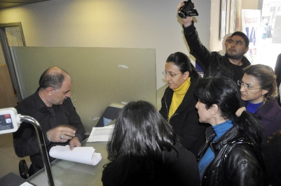 Kadınlar Resmi Tatil İstedi Erkekler Tepki Gösterdi