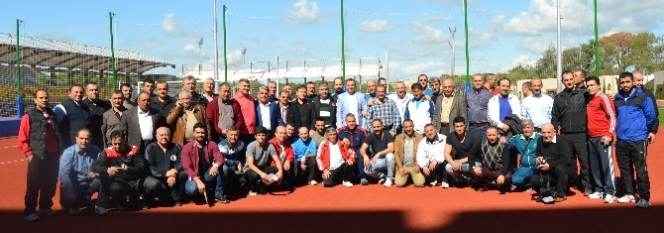 Antalya'da Boks Antrenörlerine Seminer