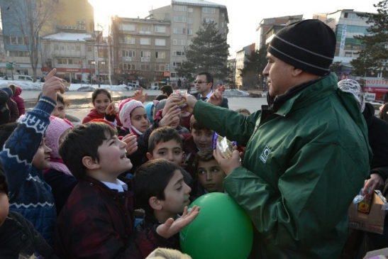 Ali Korkut ''Geleceğimiz Çocuklara Sahip Çıkalım''