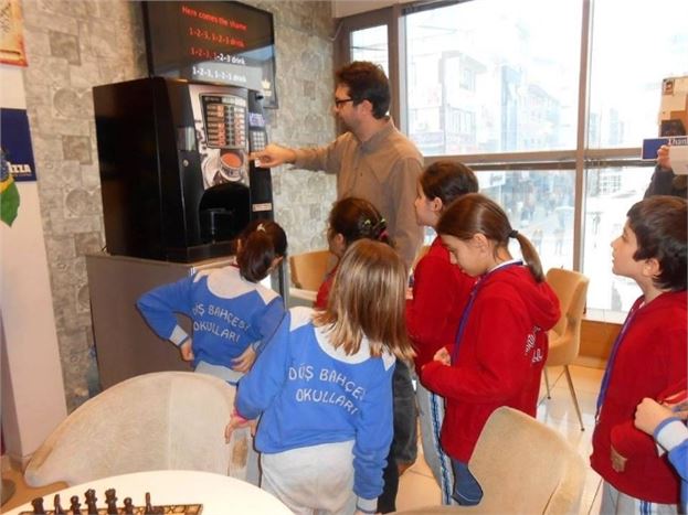 DÜş Bahçesi Speaking Cafe'de