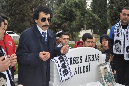 Müslüm Gürses Ölümünün 2. Yılında Kabri Başında Anıldı