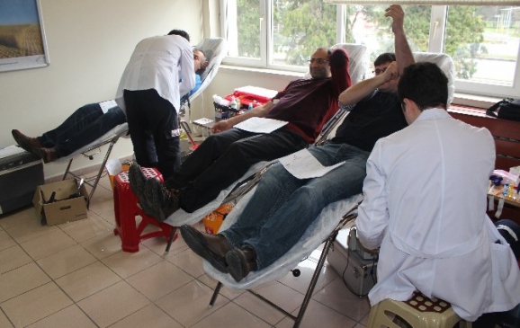 Ordu Kan Bağışında Hedefleri Aşıyor