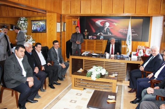 Tüfenkci ''AK Parti Tek Başına Mücadele Ediyor''