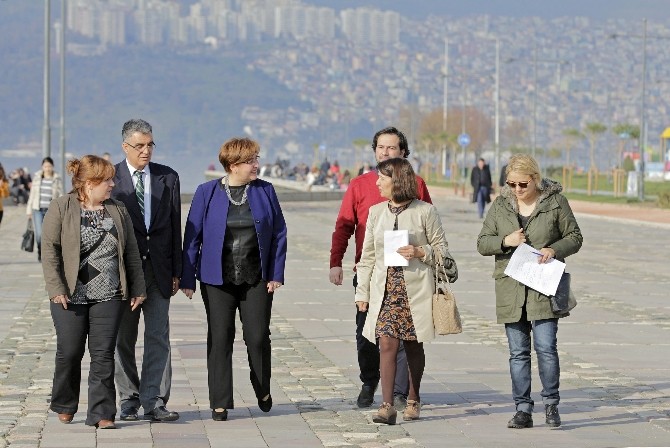 Kadınlar Şiddet Ve Tacize ‘Geleceği Ör' İle Set Koyacak