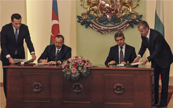 Azerbaycan Cumhurbaşkanı Aliyev, Bulgaristan'da