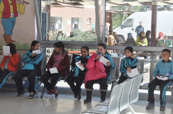 Denizli'de 20 Öğrenci Sütten Etkilendi