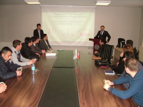 Tuşba İlçe Müdürlüğü Tarafından Branş Öğretmenlerine Yönelik “Proje Hazırlama Eğitimi” Düzenlendi