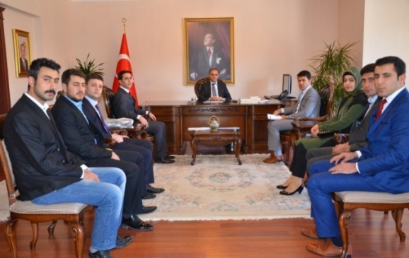 Türkiye Gençlik Vakfı'ndan Vali Tapsız'a Ziyaret