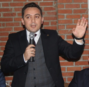 MHP'li Eryılmaz Gördes'te Milletvekili Gibi Karşılandı