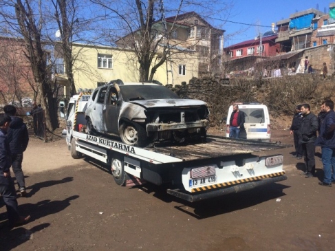 Vedaş'a Ait Araç Kundaklandı