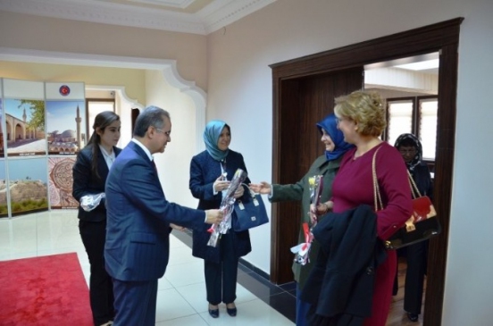 Sivil Toplum Kuruluşlarından Vali Tapsız'a Ziyaret