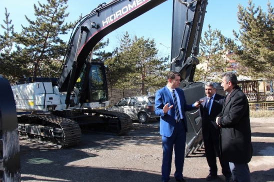 Sivas İl Özel İdaresi Makine Parkını Güçlendiriyor