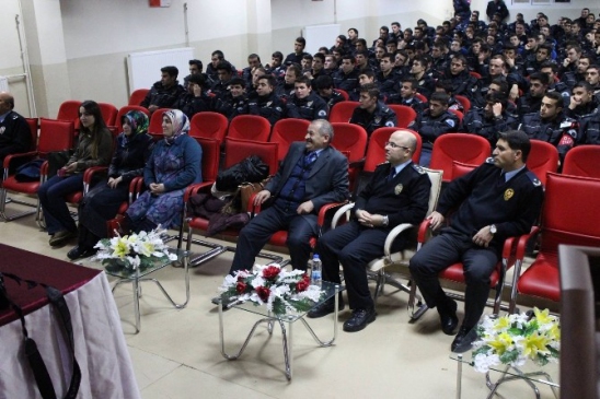 Erzurum'da 485 Polis Adayına Evlilik Öncesi Eğitim Verildi