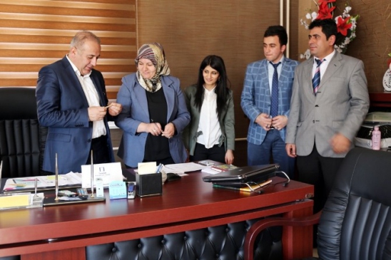 Gürpınar Belediyesi İkinci Kilim Atölyesini Hoşap'ta Açtı