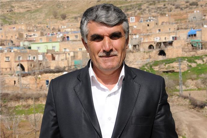 Silah bırakma çağrısı köylerine yeniden dönen aileleri de mutlu etti