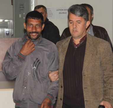 Çocuklarını Yurttan Kaçırıp Darp Etti