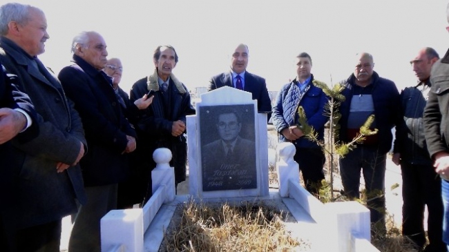 Gazeteci Öner Daşdelen Ölümün 7. Yıldönümünde Mejarı Başında Anıldı