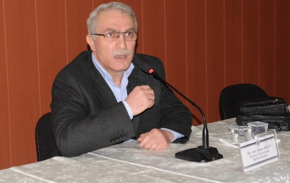 Üniversitede Şiir Ve Medeniyet Söyleşisi