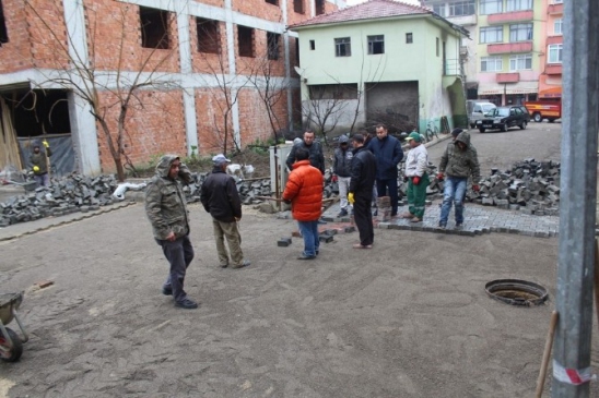 Kozcağız'da Ara Caddelerde Yol Çalışmalarına Başlandı