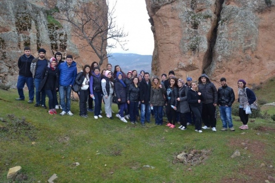 Öğrencilerden Doğa Yürüyüşü