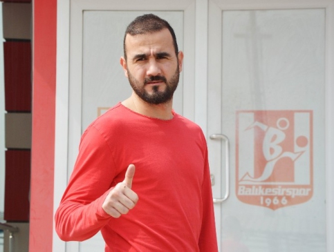 Balıkesir’de Gökhan Ünal, Mersin İdman Yurdu Maçında 100. Golünü Atmayı Hedefliyor