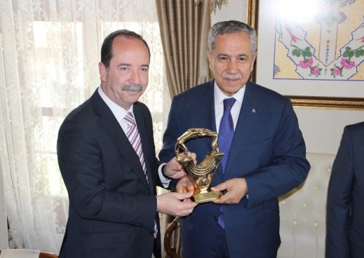 Edirne'de Bülent Arınç'tan Yahudi Cemaatine Anlamlı Açıklama