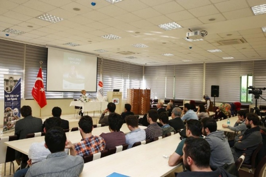 İstanbul'da Pelin Çift, Televizyon Kariyerini Anlattı