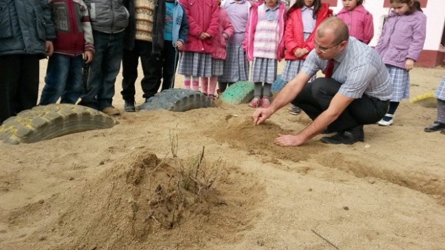 Kütahya Hisarcık'ta Öğrencilere Doğal Afetlerden Korunma Yöntemleri Anlatıldı