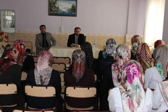 Erzurum Oltu'da Din Eğitimi Faaliyetlerini İnceleyen İl Müftü Vekili Celal Büyük, Adanmışlık ve Fedakârlık Temaslarını Öne Çıkardı