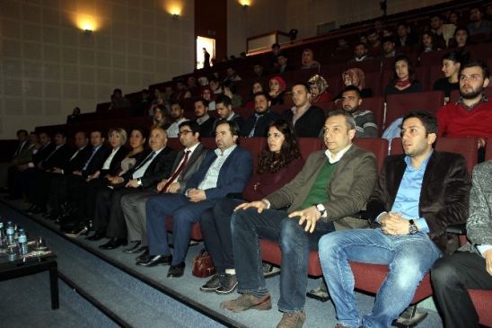 Adıyaman'da Düzenlenen Girişimcilik Panelinde Başarı Hikayeleri Paylaşıldı
