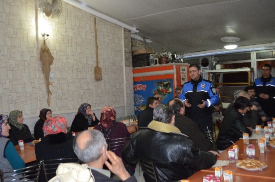 Karaman Merkez'de "Mahalleli ve Polis El Ele" Toplantısı Yapıldı