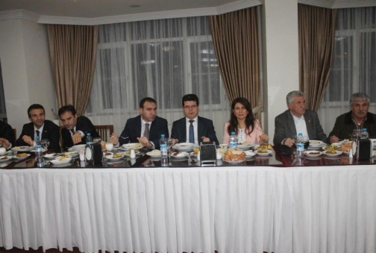 Mardin Valiliği Basın Müdürü Hüseyin Kurtay İçin Veda Yemeği Düzenlendi