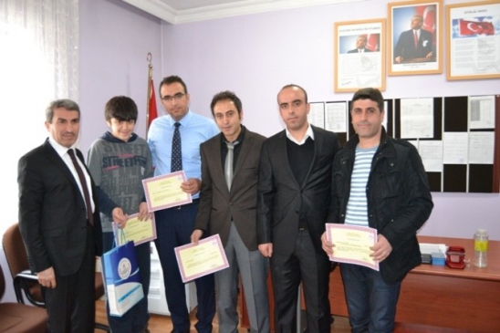 Bingöl'de TEOG Sınavında Tüm Soruları Doğru Cevaplayan 6 Öğrenci Türkiye Birincisi Oldu